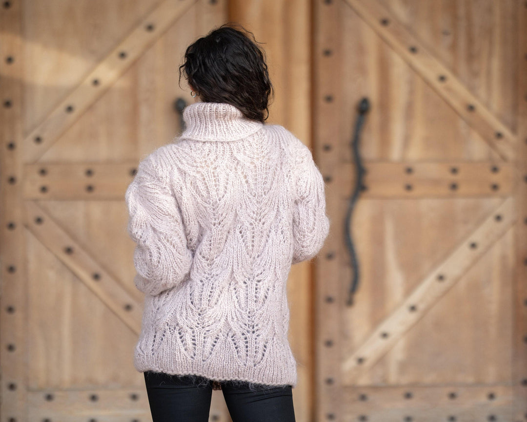Fluffy Beige Lace Mohair Sweater – Hand-Knitted Soft Pullover T842