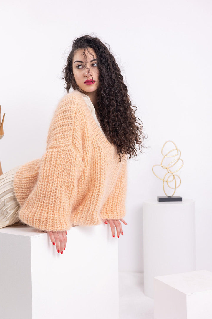 Loose Knit Mohair Sweater – Hand-Knitted English Rib Oversized V-Neck Fisherman Pullover T1547