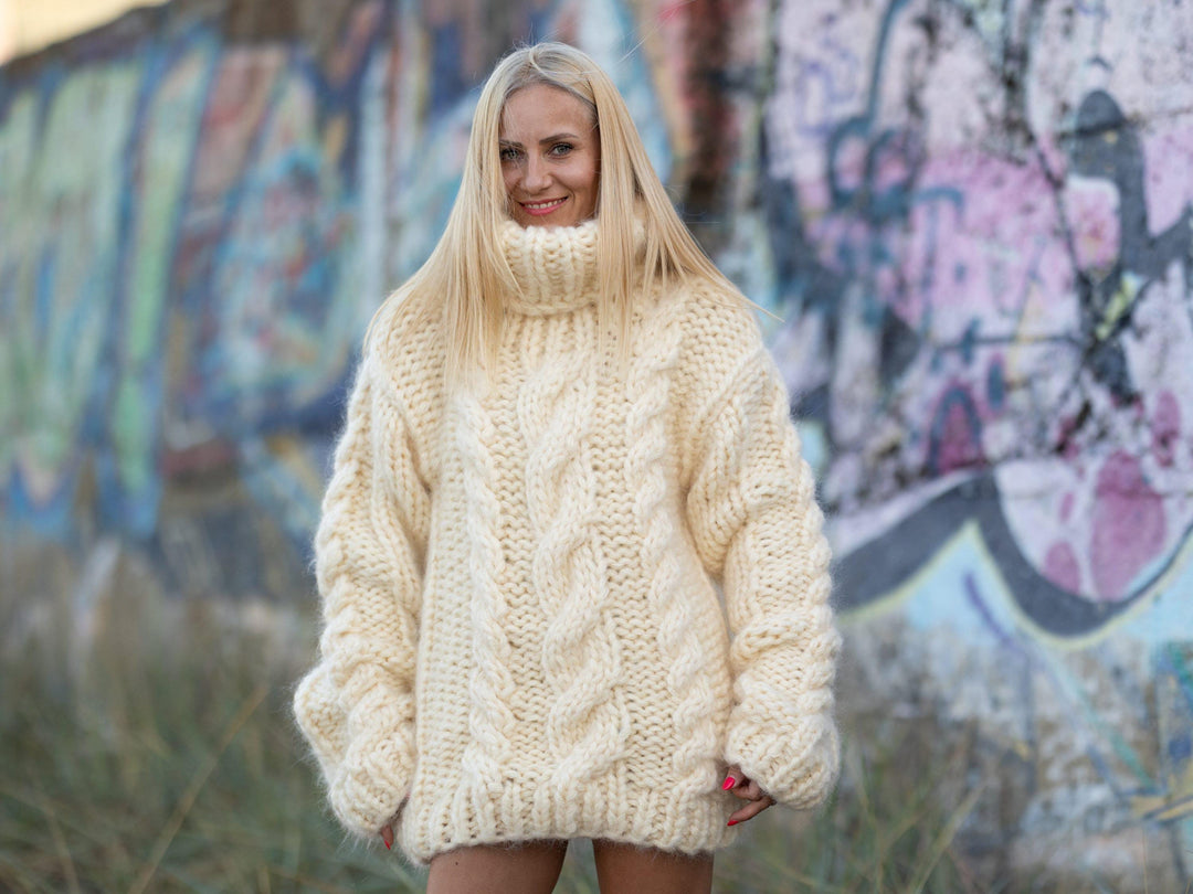 10-Strand Cabled Mohair Sweater – Hand-Knitted Chunky Fuzzy Jumper T1244