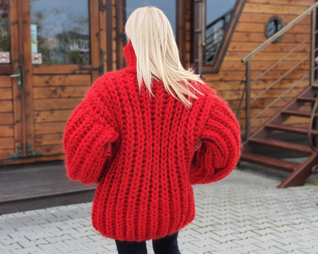 8-Strand Chunky Red Mohair–Wool Mix Sweater – Hand-Knitted Pullover T915