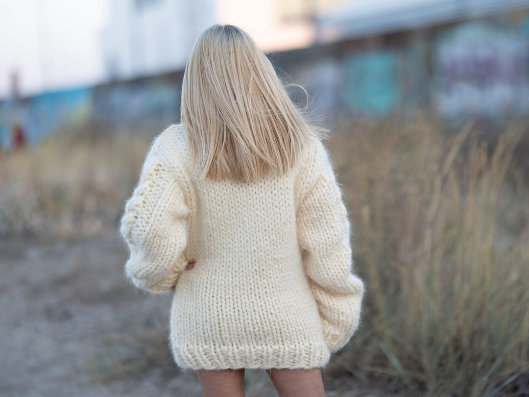 10-Strand Cabled Mohair Sweater – Hand-Knitted Chunky Fuzzy Jumper T1245
