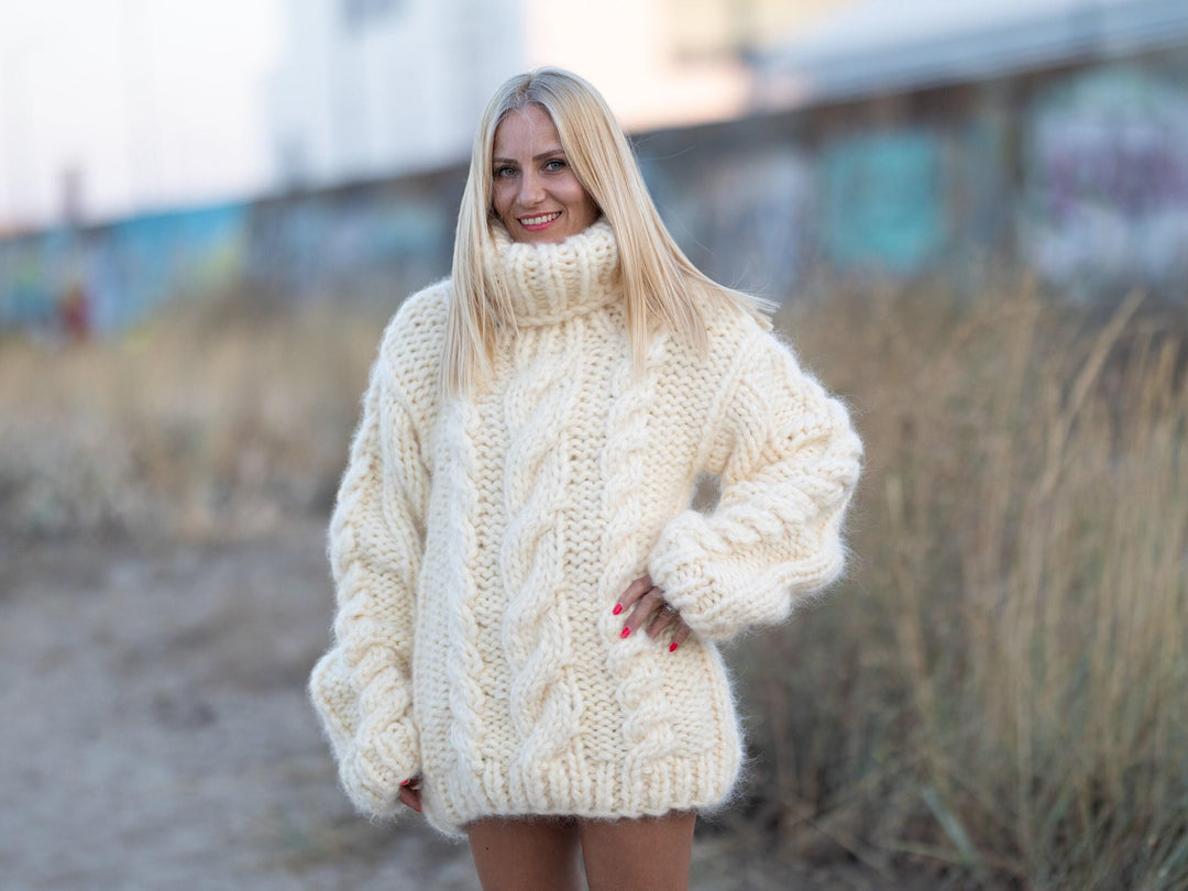 10-Strand Cabled Mohair Sweater – Hand-Knitted Chunky Fuzzy Jumper T1244