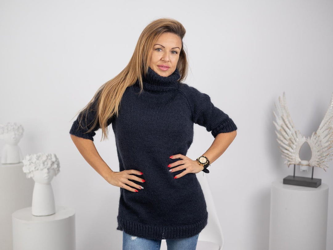 Hand Knitted Short Mohair Sweater, Fluffy Cropped Chunky Knit Jumper T1741