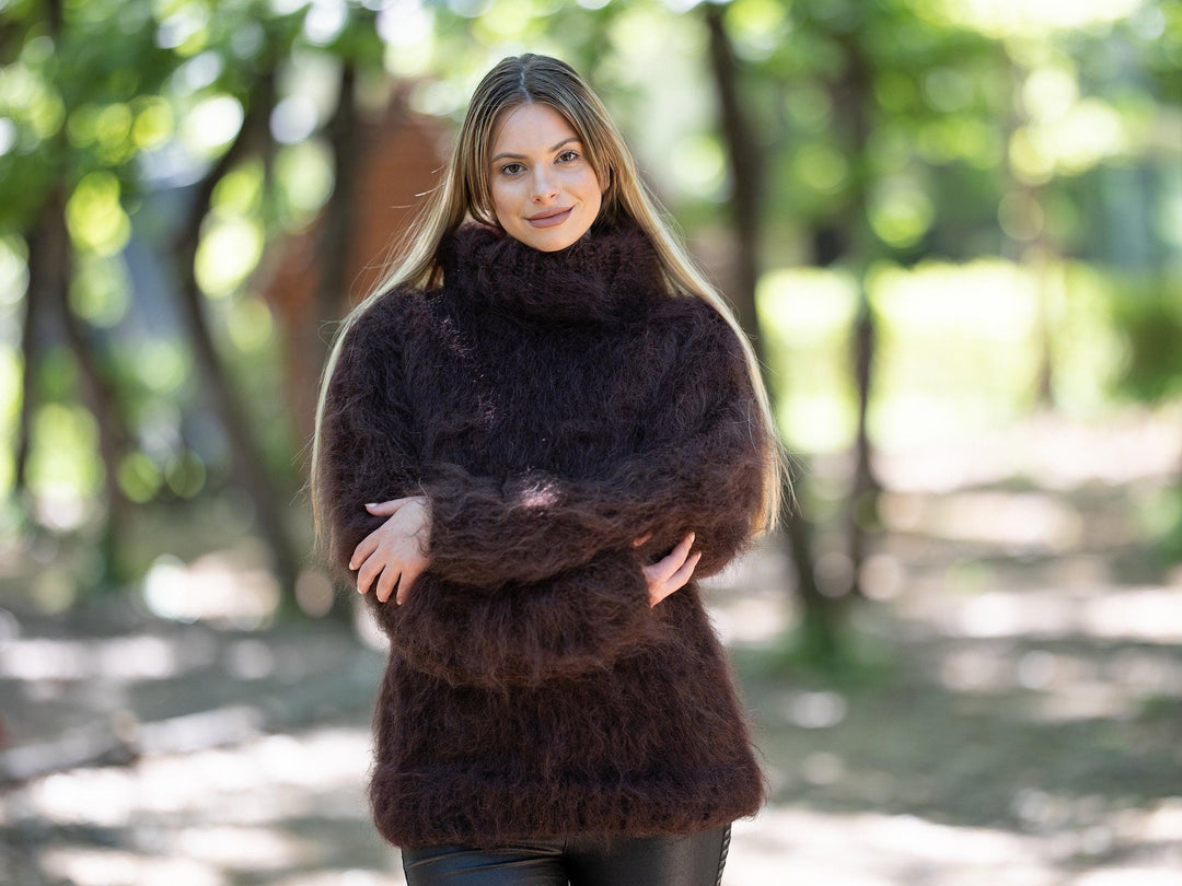 Hand-Knitted Brown Mohair Sweater – Fluffy Fuzzy Huge Oversized Turtleneck Pullover T1215