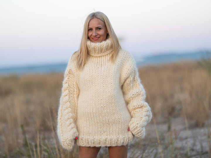 10-Strand Cabled Mohair Sweater – Hand-Knitted Chunky Fuzzy Jumper T1245