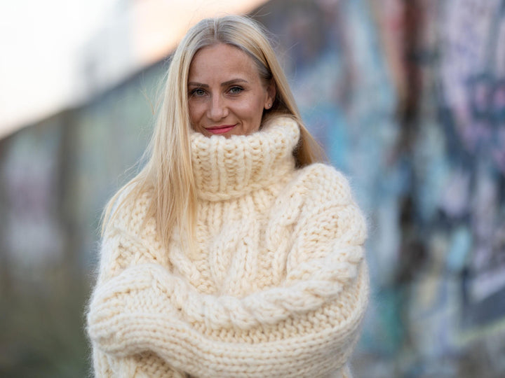 10-Strand Cabled Mohair Sweater – Hand-Knitted Chunky Fuzzy Jumper T1244