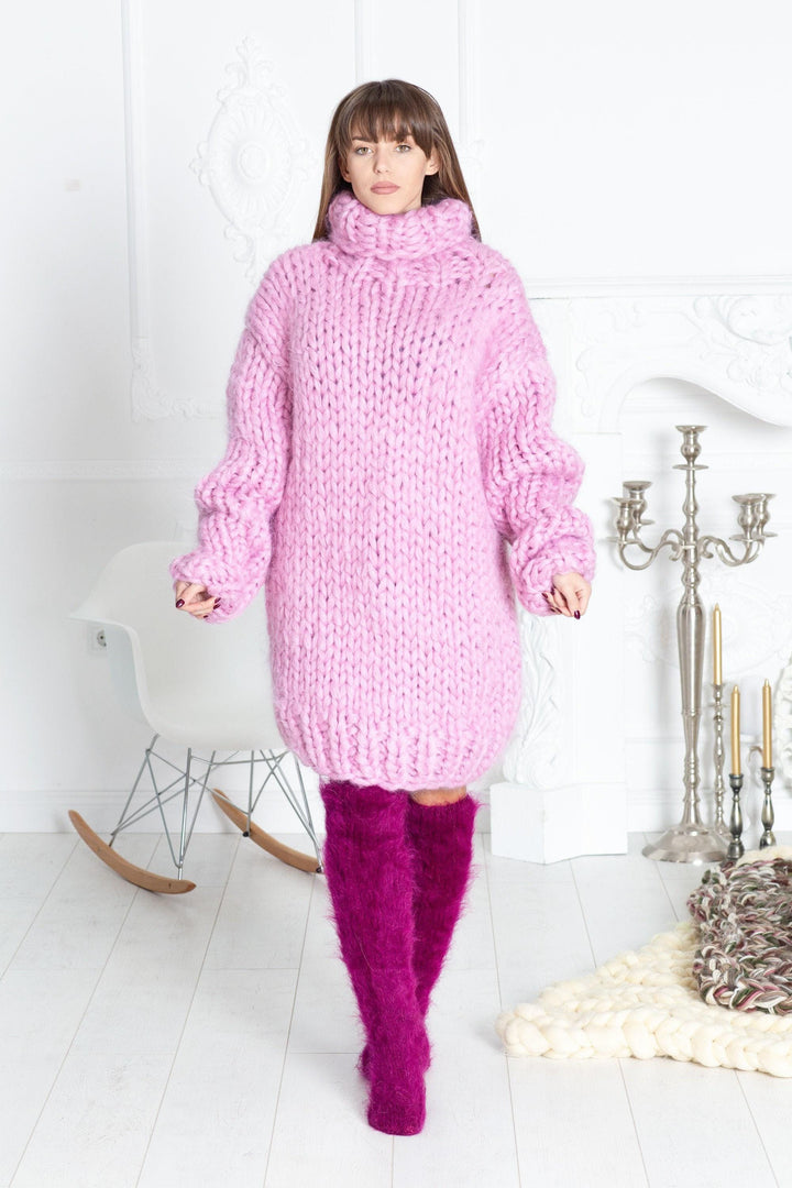 3 kg 15-Strand Mohair Sweater – Hand-Knitted Extra Chunky Turtleneck – Oversized Fluffy Pullover T581