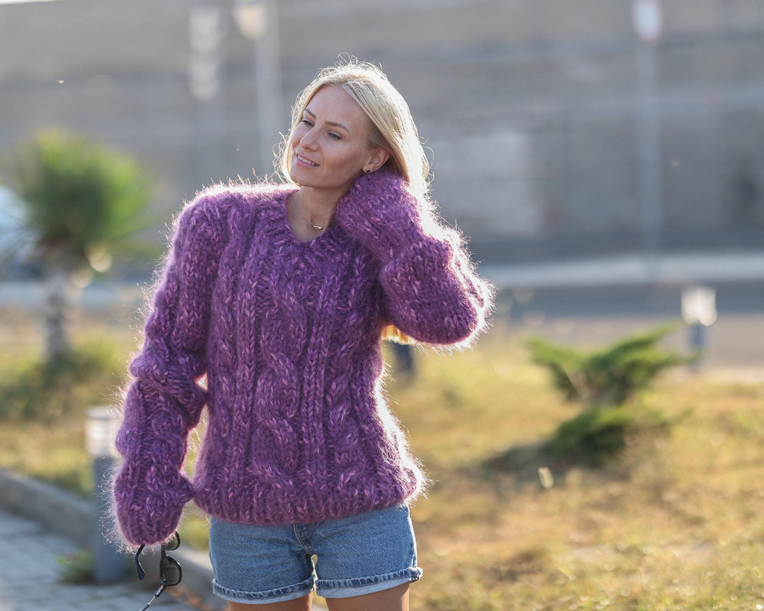 16-Strand Cabled Mohair–Alpaca Mix Sweater – Hand-Knitted Chunky Fuzzy Jumper T1478