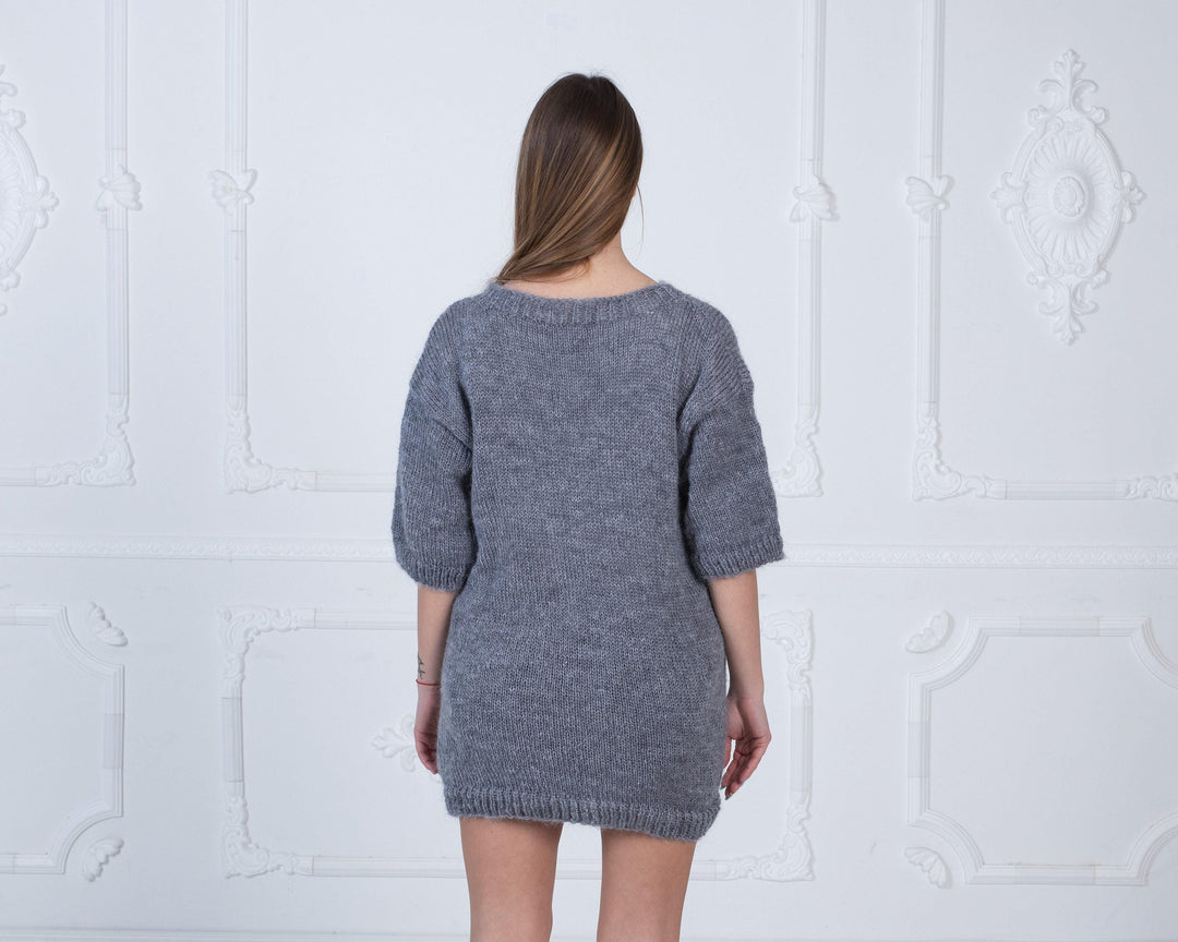 Hand-Knitted Short Mohair Sweater – Fluffy Soft Short-Sleeve Jumper T993