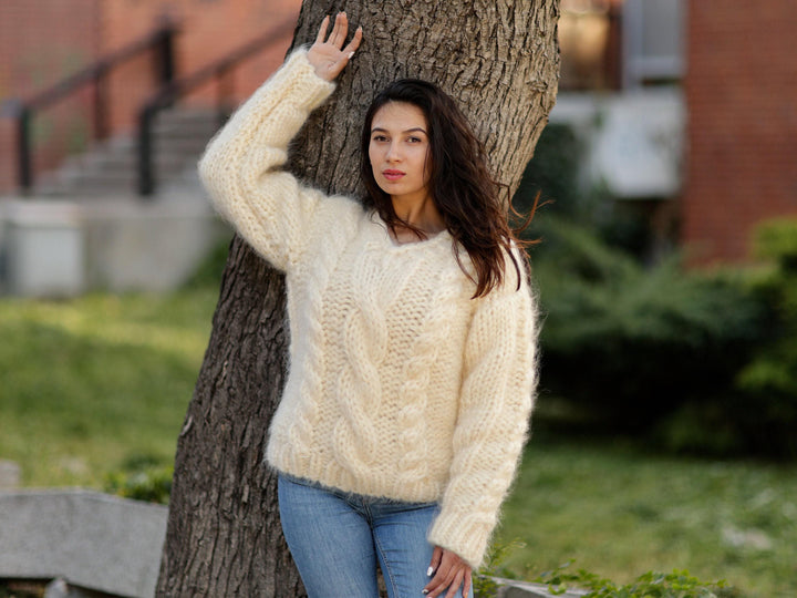 10-Strand Cabled Mohair Sweater – Hand-Knitted Chunky Fuzzy Jumper T1061