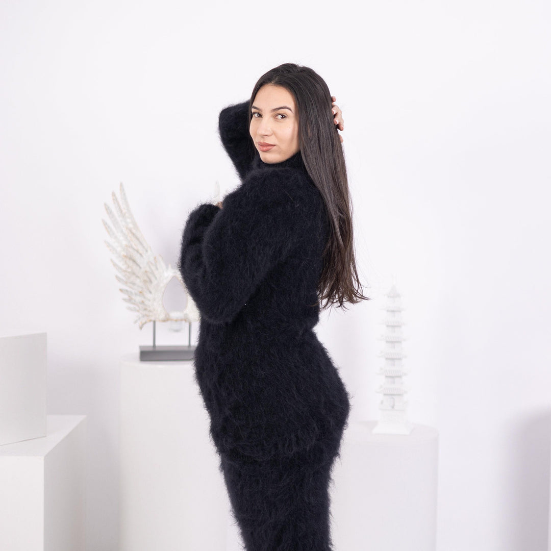 Black Mohair Turtleneck Sweater – Hand-Knitted Fluffy Soft Winter Pullover T1589