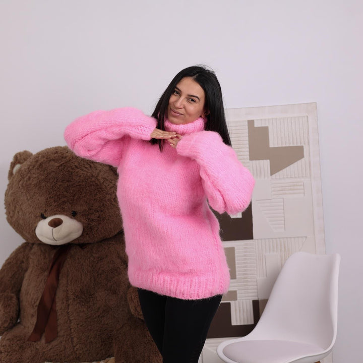 Chunky Pink Alpaca Sweater, 20-Strand Hand Knitted Turtleneck T1830