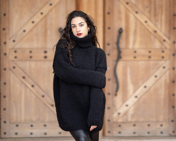 18-Strand Alpaca Sweater, Hand Knitted Soft Fluffy Chunky Warm Jumper, Cozy Winter Pullover T1351