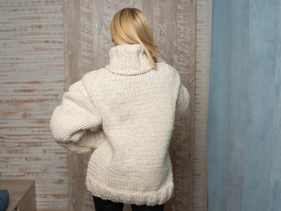 16 strands Alpaca and wool mix sweater , Hand knitted Cream extra chunky jumper T1098