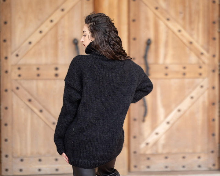 18-Strand Alpaca Sweater, Hand Knitted Soft Fluffy Chunky Warm Jumper, Cozy Winter Pullover T1351