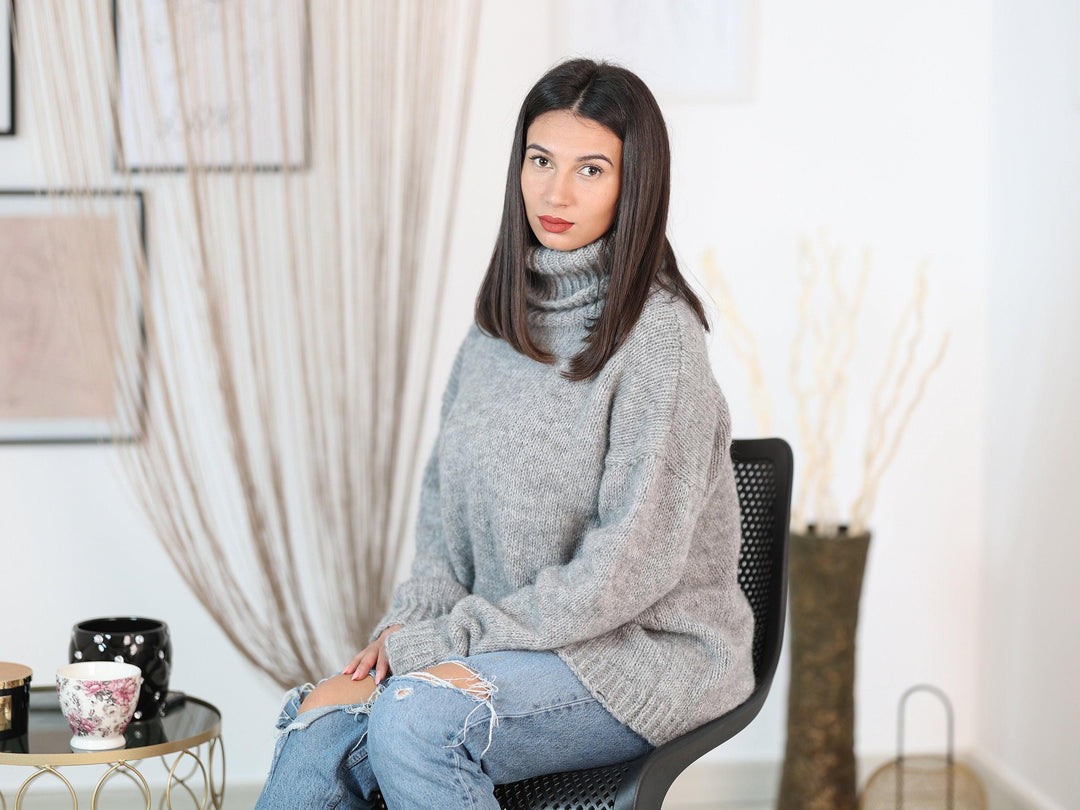 6-Strand Alpaca and Merino Wool Sweater, Hand Knitted Soft Jumper, Lightweight Warm Pullover T1161
