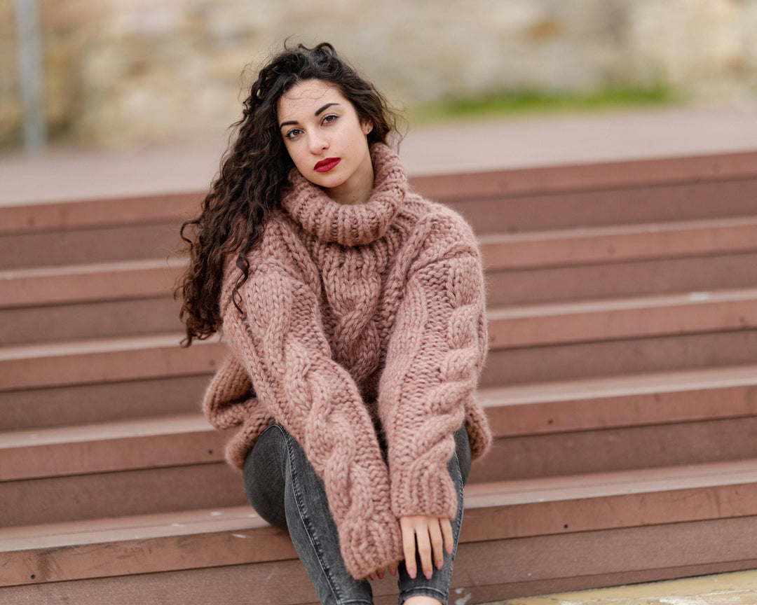 25-Strand Baby Alpaca and Merino Wool Sweater, Hand Knitted Soft Chunky Knit Jumper T1390