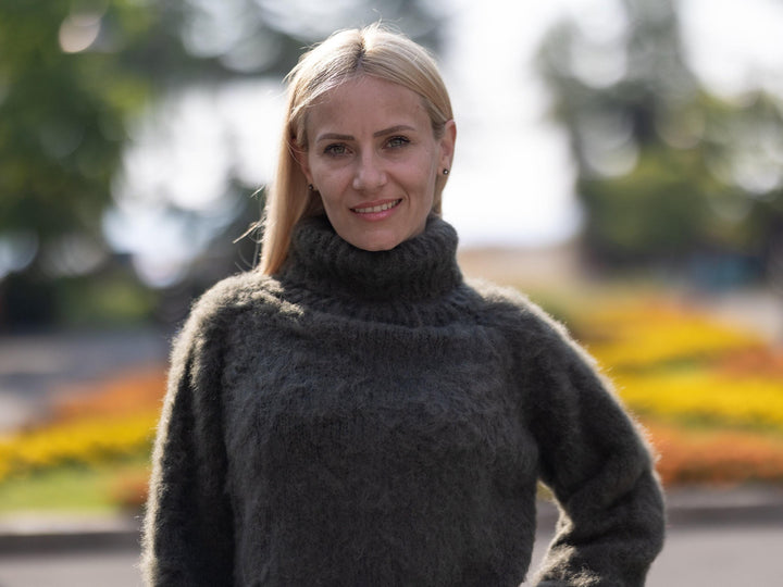 Hand Knitted Alpaca Merino Wool Sweater, Fluffy Fuzzy Pullover T1234