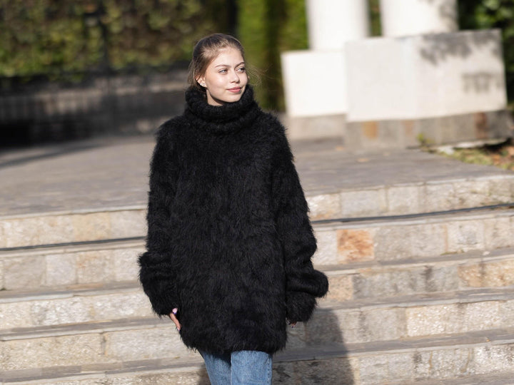 Suri Alpaca Sweater, Hand Knitted Fuzzy Gray Jumper, Not Brushed No Mohair Pullover T1273