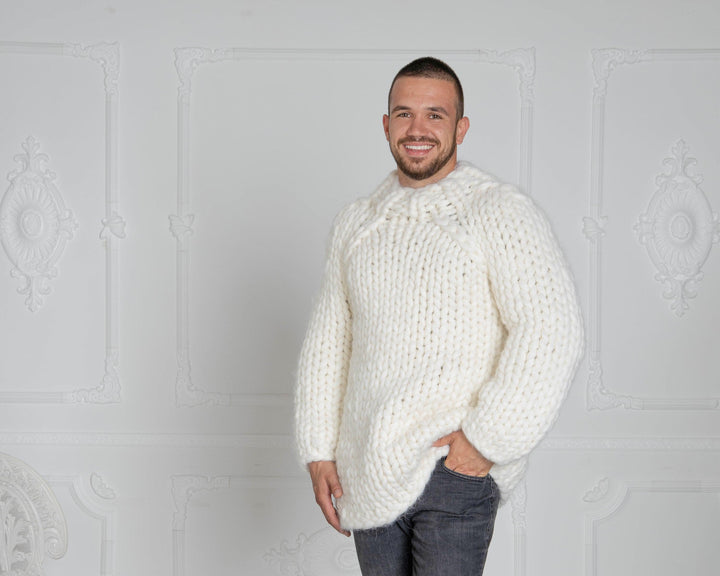 2.5 kg Cream Merino Wool Sweater – Huge Super Chunky Hand-Knitted Marshmallow Pullover T620WM