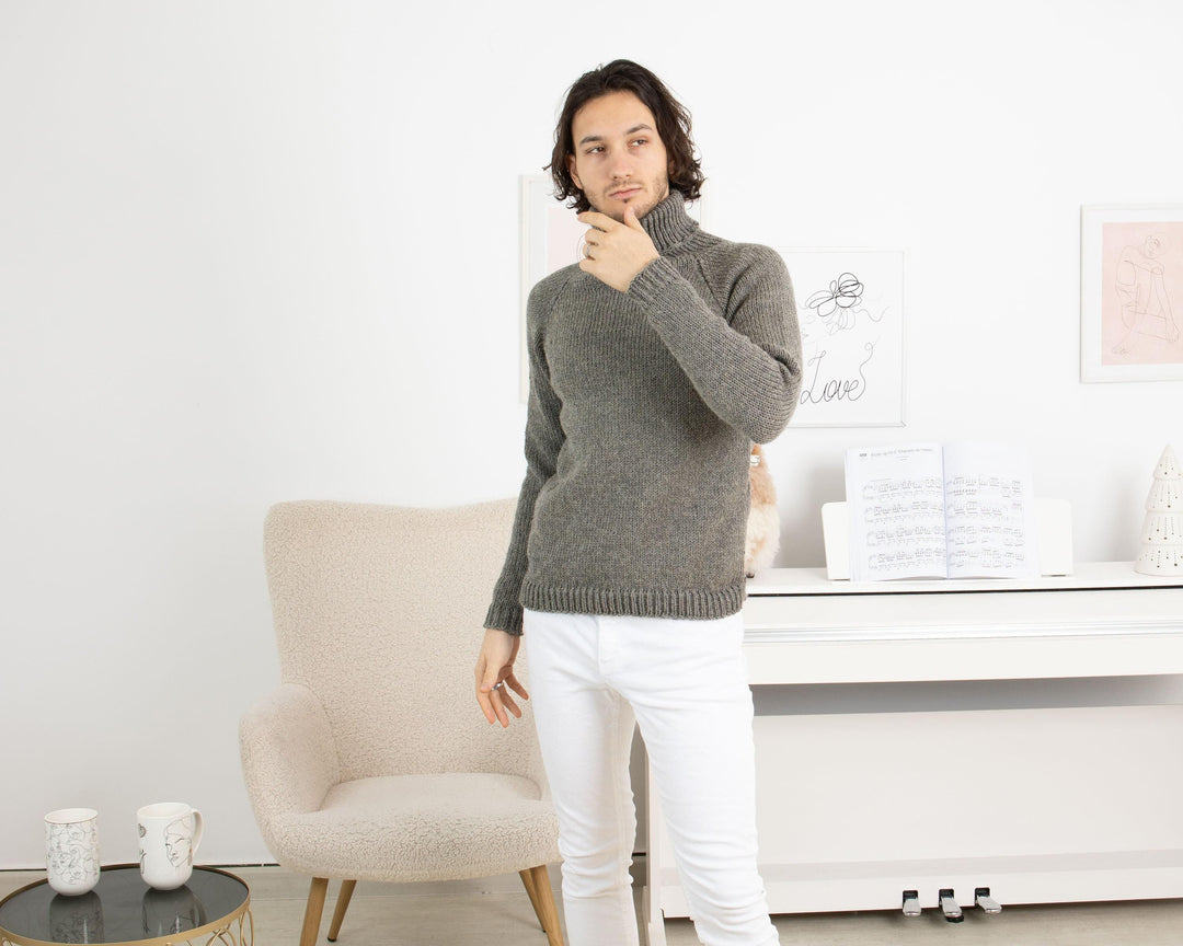 Hand-Knitted Gray Itchy Wool Sweater – Raw 100% Wool Pullover Jumper T1318