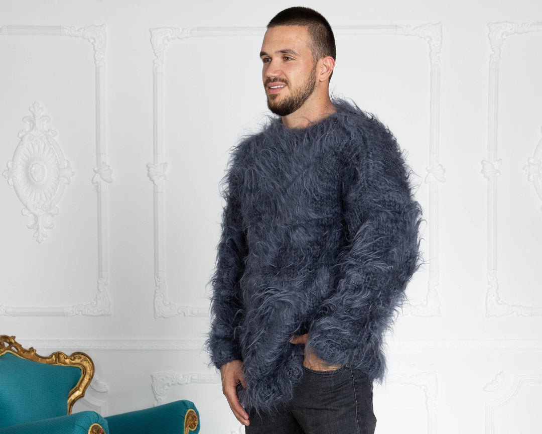 Gray Men’s Mohair Sweater – Hand-Knitted Chunky Wool Unisex Pullover T641M