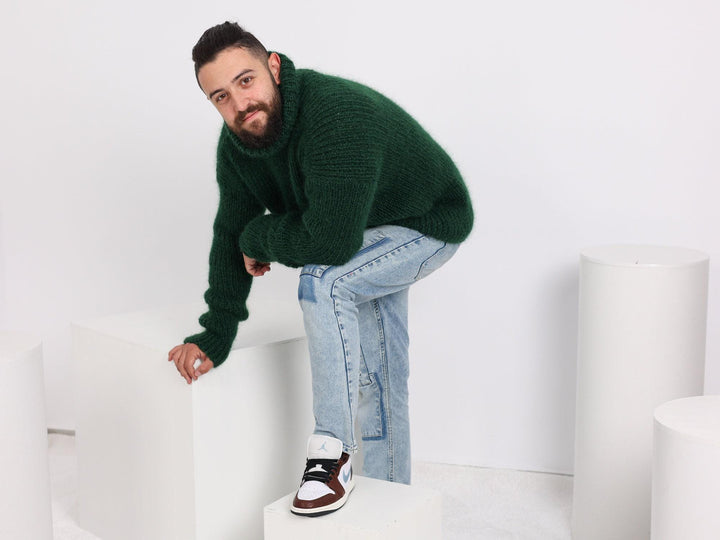 Chunky Green Mohair Sweater – Hand-Knitted Fluffy Turtleneck Jumper T1661