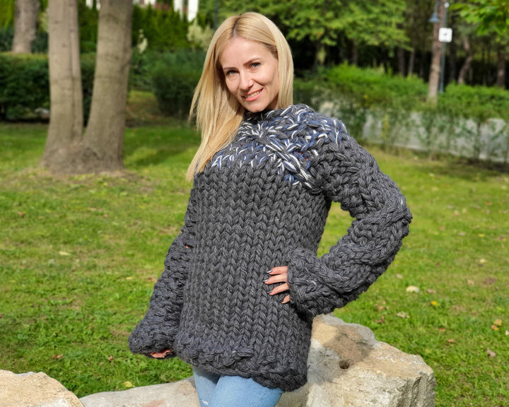 10-Strand Chunky Cable Knit Sweater – Hand-Knitted Wool Blend Pullover with Cables T900