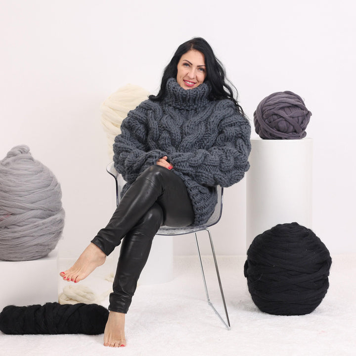 Mega Thick Hand-Knitted Gray Wool Sweater – Soft Cable Knit Turtleneck Pullover T1621