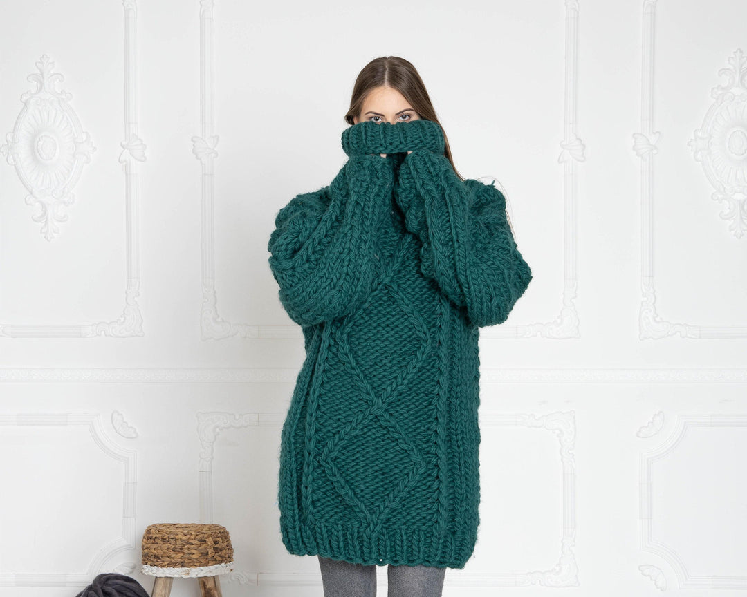 5-Strand Thick Wool Sweater – Hand-Knitted Green Cable Pullover T629W