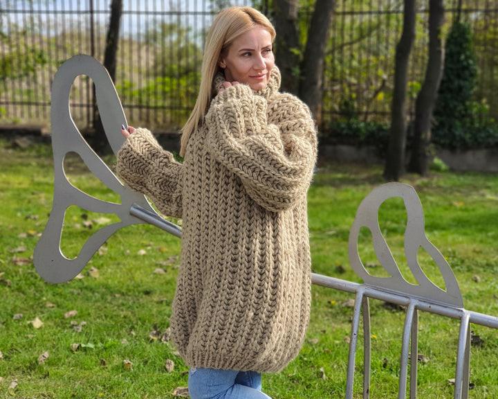 Oversized Eco Wool Sweater – Thick Hand-Knitted English Rib Jumper T899