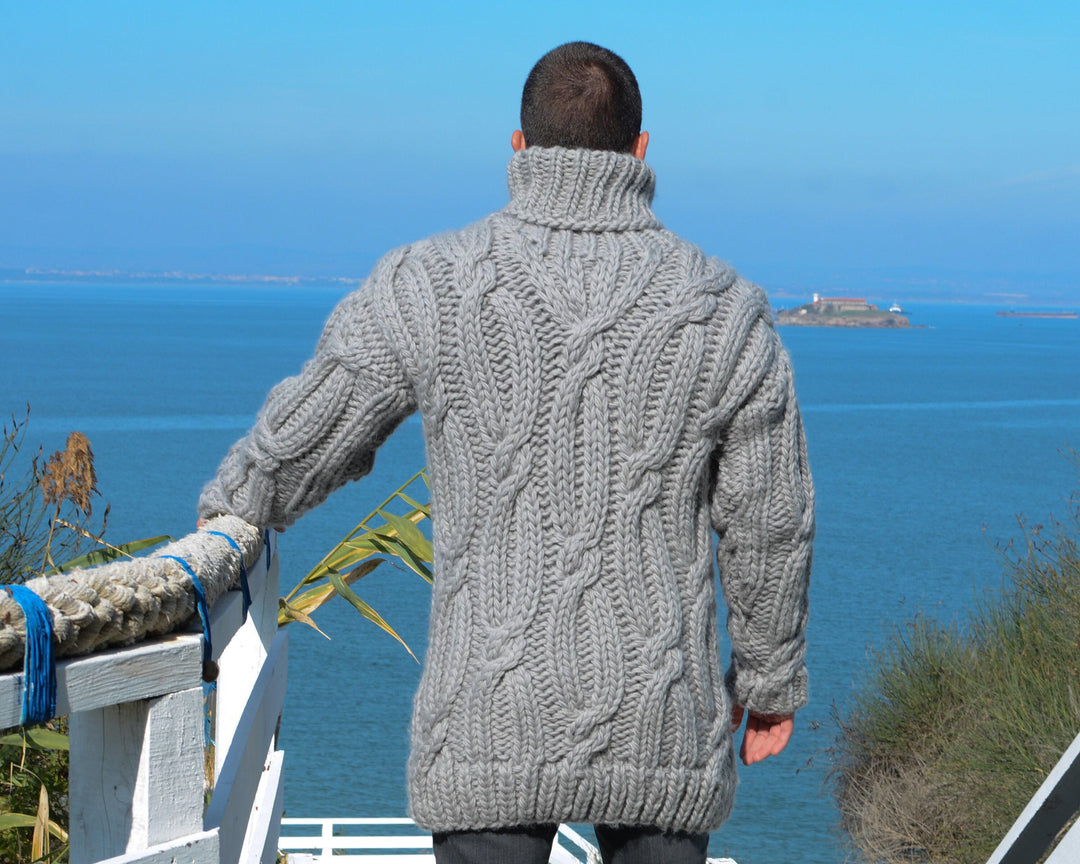 Cable Knit Wool Sweater – Hand-Knitted Huge Chunky Pullover T661W
