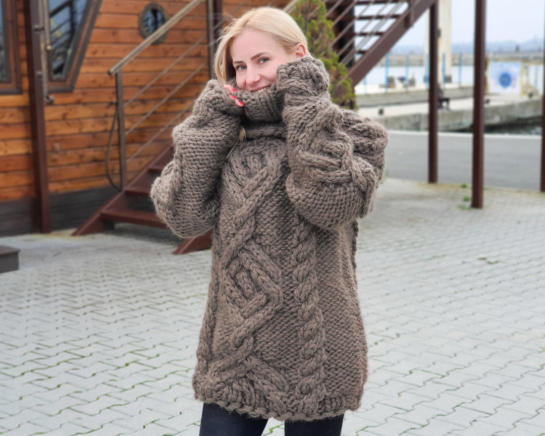 Wool Cable Knit Sweater – Hand-Knitted Chunky Warm Pullover T924