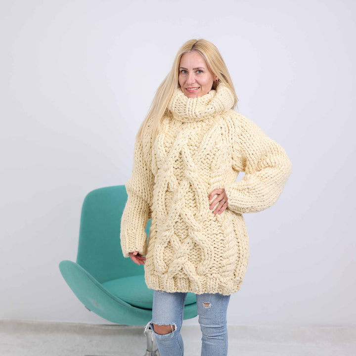 5-Strand Chunky Wool Cable Sweater – Hand-Knitted Pullover with Extra Long 50 cm Turtleneck T1879