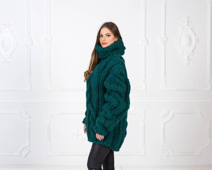 Mega Thick Wool Sweater – Hand-Knitted Green Soft Turtleneck Cable Pullover T968W