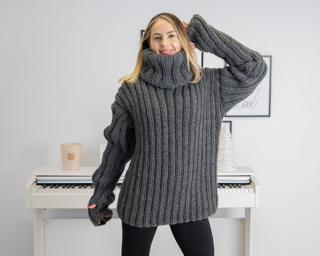 Wool Sweater Gray Ribbed Knit, Hand Knitted 100% Wool Pullover T1312