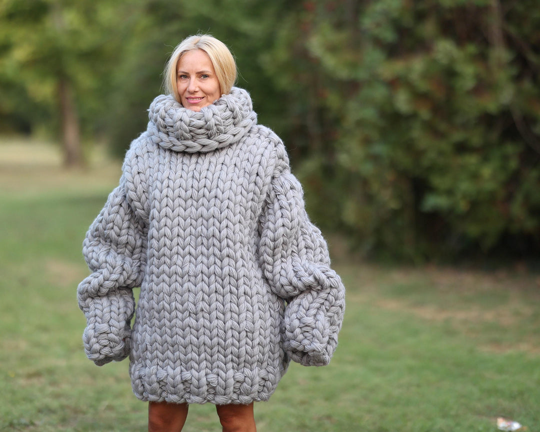 30-Strand Chunky Wool Sweater – Huge Hand-Knitted Oversized Pullover in 100% Soft Wool T1465