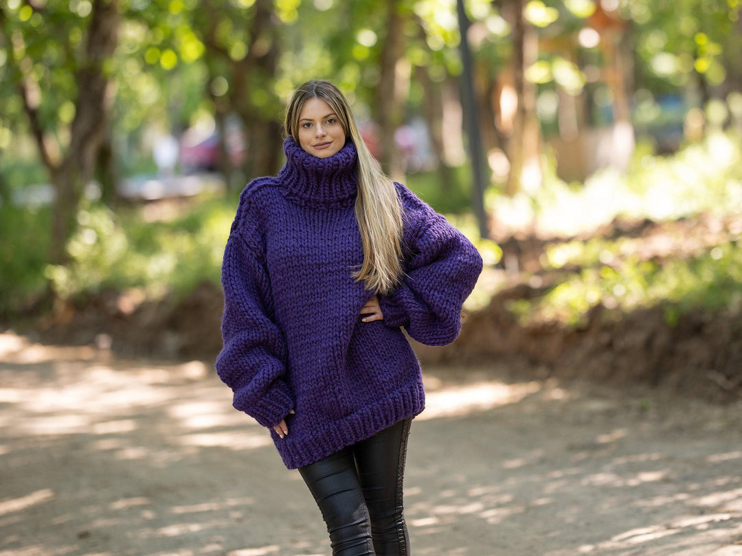 5-Strand Purple Wool Sweater – Hand-Knitted Chunky Woolen Pullover T1202