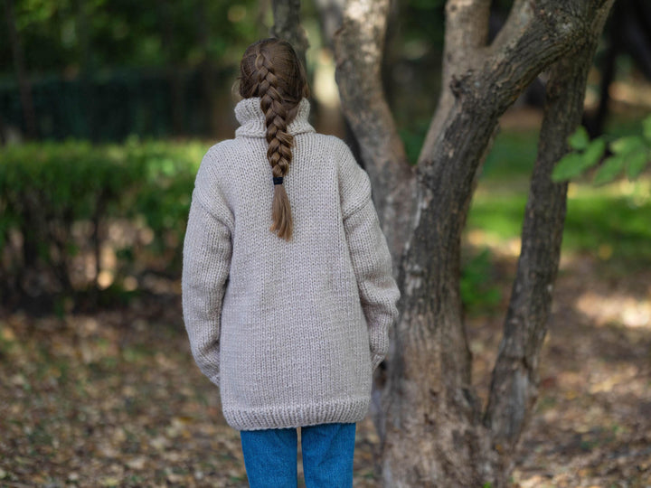 Soft Sweater – Hand-Knitted Pullover in Extra Fine Merino Wool T1282