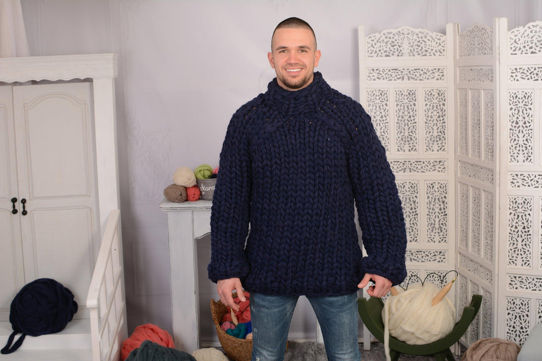12-Strand Chunky Wool Sweater – Soft and Warm Thick Knit Jumper T708M