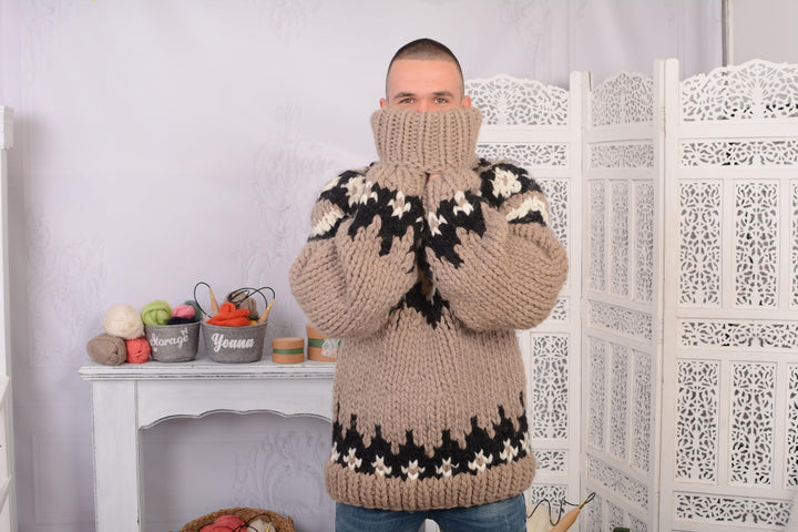 Super Chunky Nordic Wool Sweater – Hand-Knitted Thick Icelandic Pullover T729M