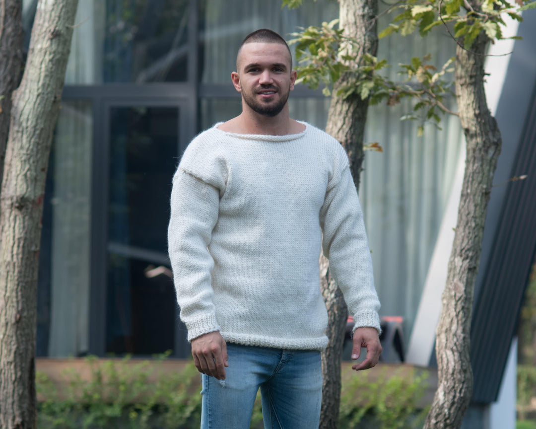 Hand-Knitted Cream Sweater – 100% Soft Wool Pullover T810M