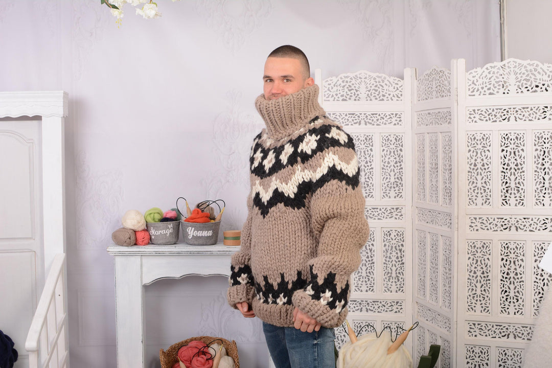 Super Chunky Nordic Wool Sweater – Hand-Knitted Thick Icelandic Pullover T729M
