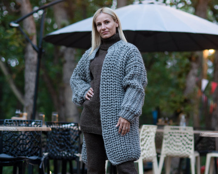 Hand-Knitted Wool Cardigan – Chunky Oversized English Rib Knit Jacket T888M