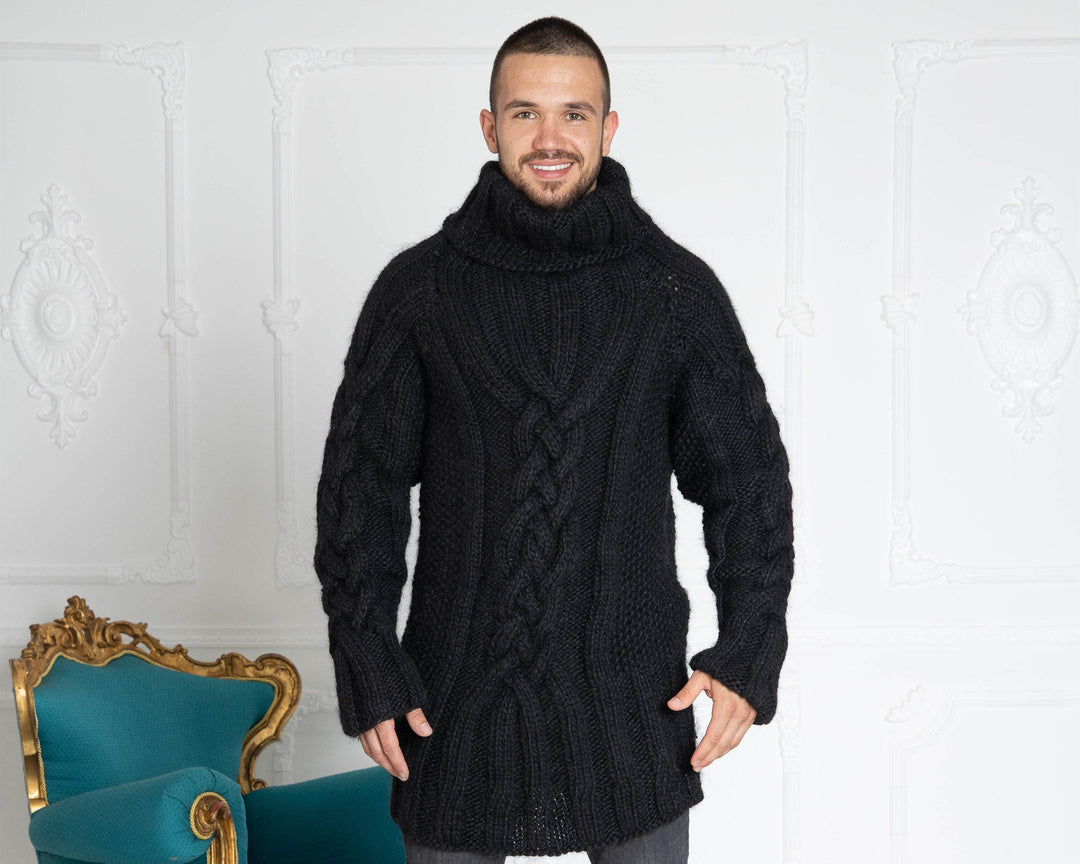 Hand-Knitted Black Wool Sweater – Chunky Cable Knit Woolen Jumper T636