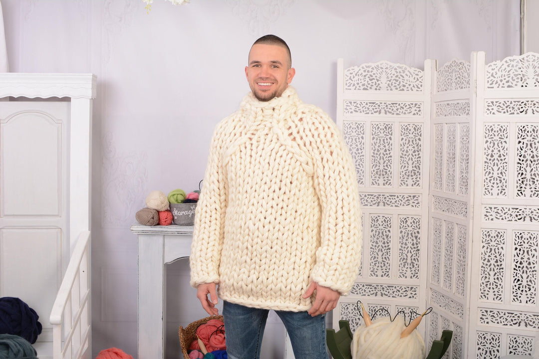 14-Strand Chunky Knit Wool Sweater – Hand-Knitted Cream Wool Pullover T707M