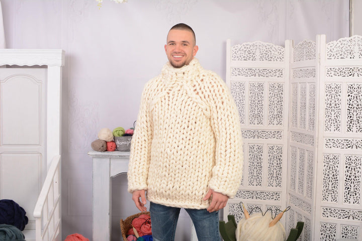14-Strand Chunky Knit Wool Sweater – Hand-Knitted Cream Wool Pullover T707M