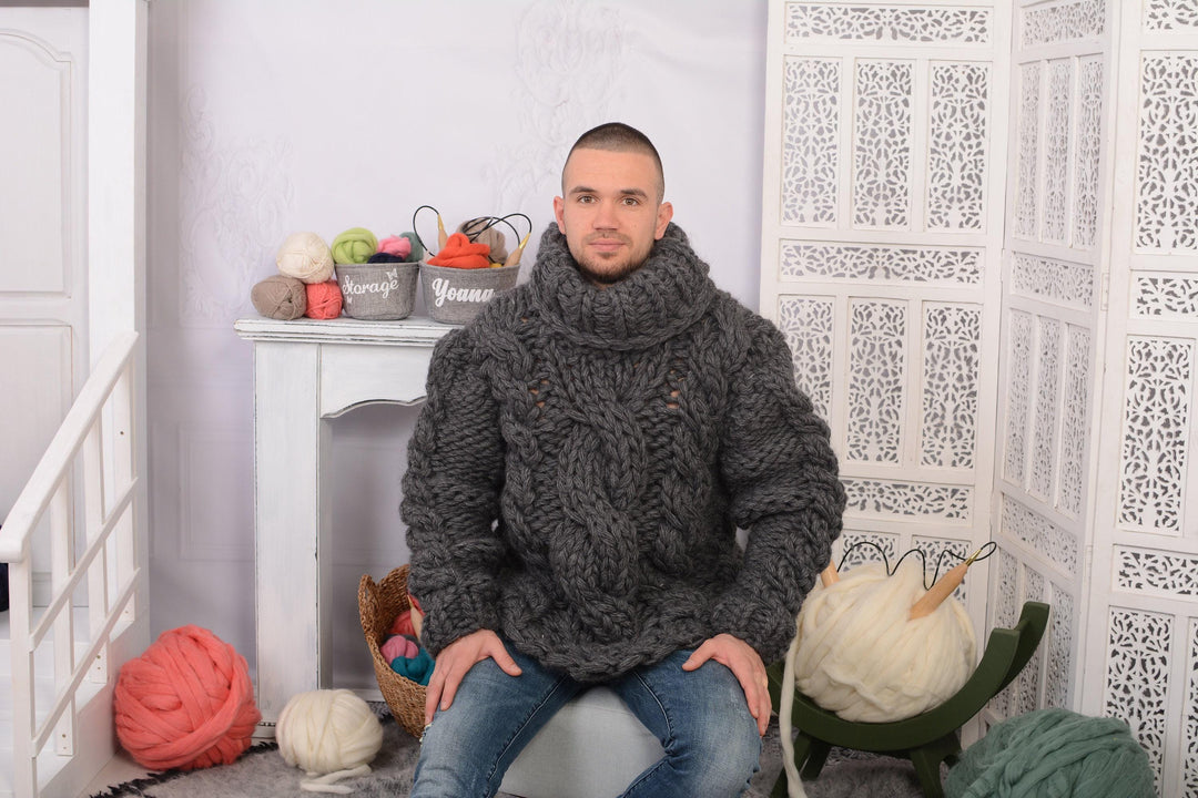 Chunky 8-Strand Wool Sweater – Hand-Knitted Gray Cable Knit Jumper T706M