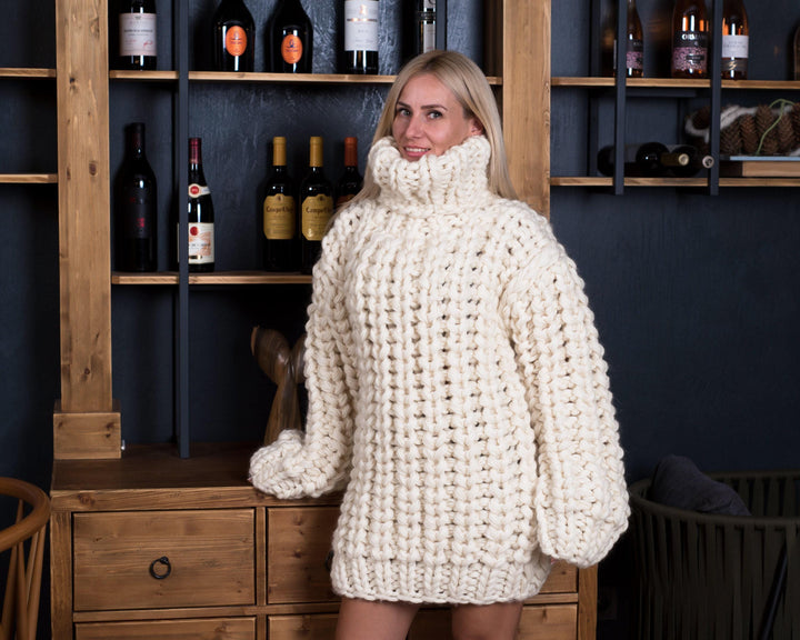 Oversized Chunky Wool Sweater – Hand-Knitted 8-Strand Extra Thick Fisherman Rib Pullover T808M