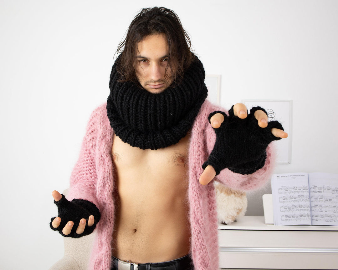 Woolen Mittens – Hand-Knitted Itchy Wool Fingerless Winter Gloves T1346